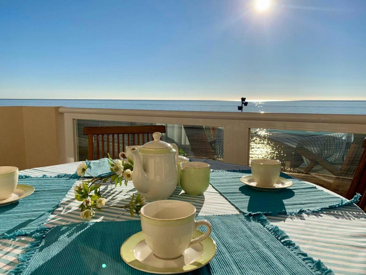 Appartement Espectacular 1ª Linea De Playa...Te Enamoraras!!! à Fuengirola Extérieur photo